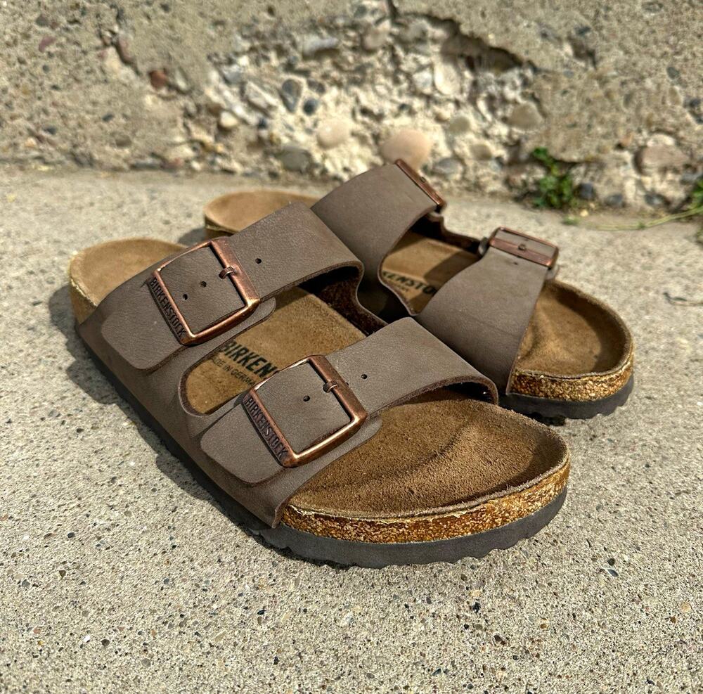 Birkenstock Arizona Sandals Womens 39 Brown Two Strap Cork Made Germany